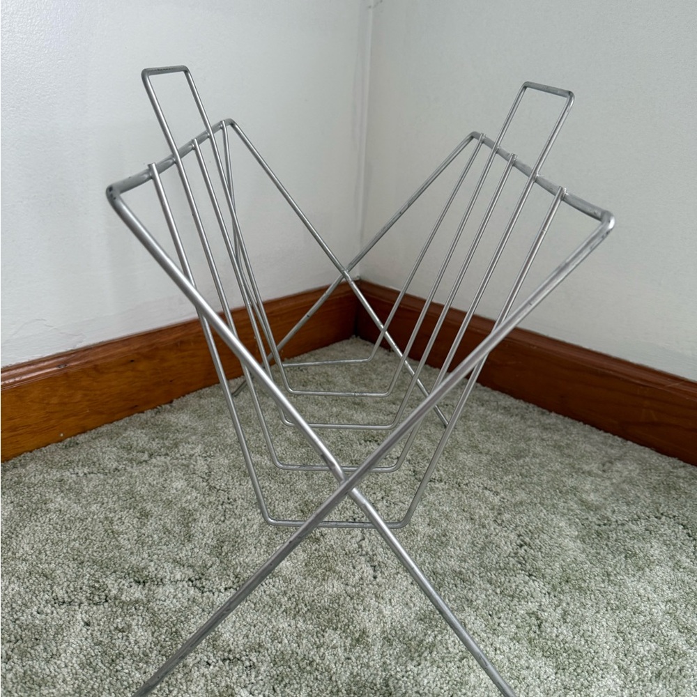Silver Magazine Rack - Picture 3 of 4
